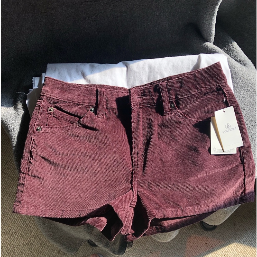 Volcom Corduroy Shorts Sz 1 NEW